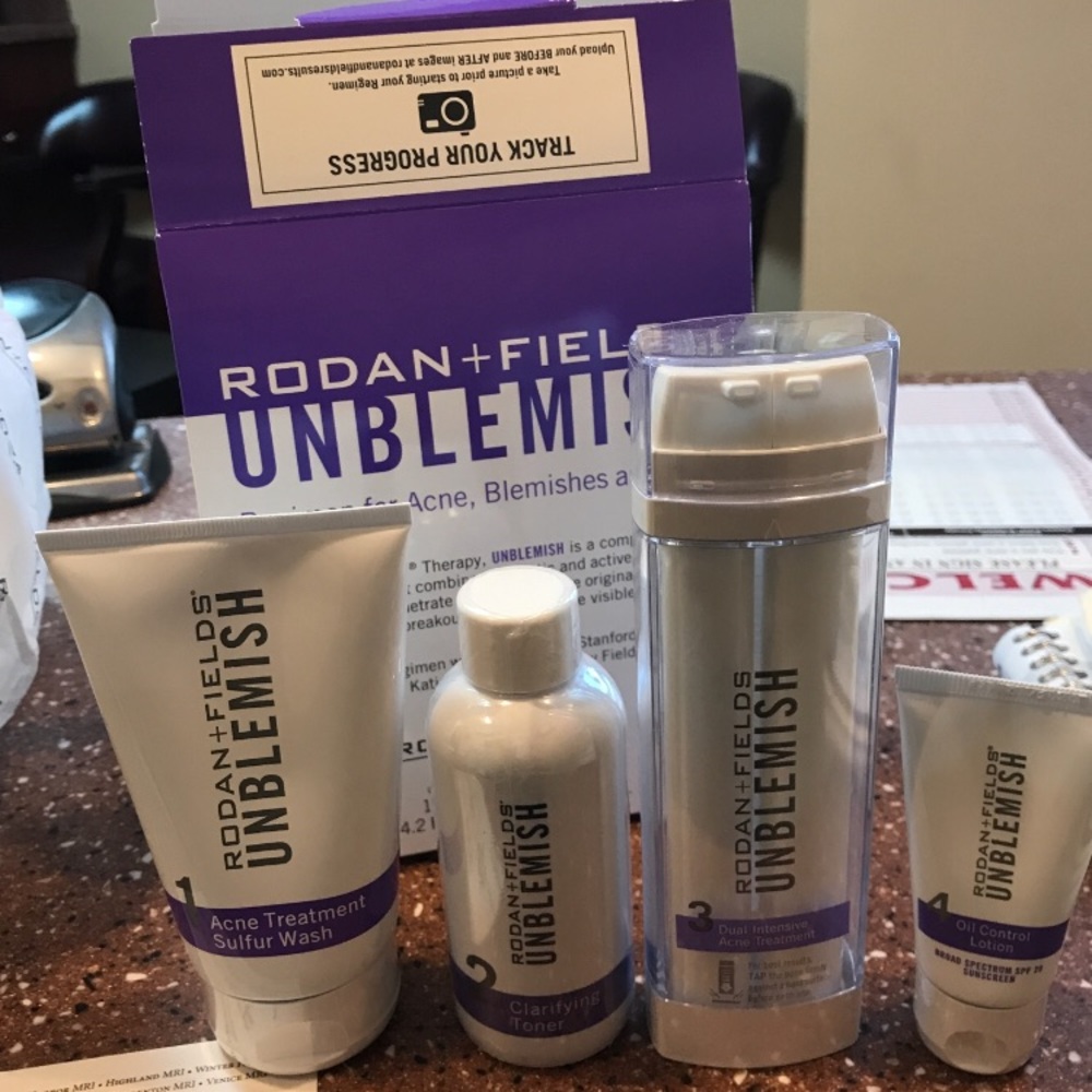Brand New R+F Unblemish AND Body Moisturizer